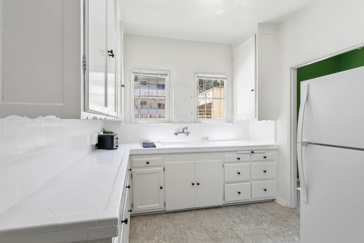 לוס אנג'לס Beverly Hills Stylish & Central 1 Bedroom Apt + Parking מראה חיצוני תמונה