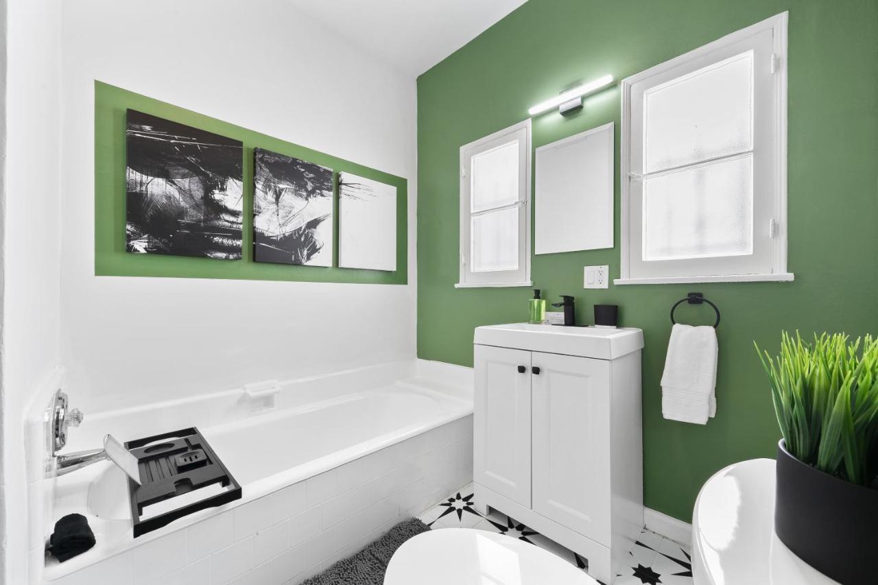 לוס אנג'לס Beverly Hills Stylish & Central 1 Bedroom Apt + Parking מראה חיצוני תמונה